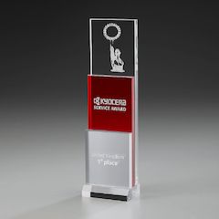 Acrylglas Trophäen in leuchtendem ROT mit silberfarben-spiegelnden Elementen!