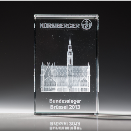 Glasquader mit 3D-Laserinnengravur "Rathaus - Brüssel"