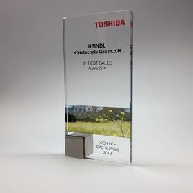 Award-Aufsteller "Toshiba"